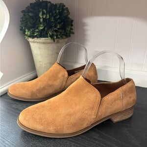 Toms Shaye Womens Size 9 Casual Slip On Low Ankle Boots Tan Suede Shoes
